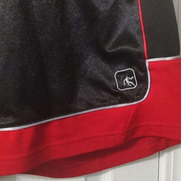 And1 red black athletic basketball shorts  Sz M - Picture 2 of 5